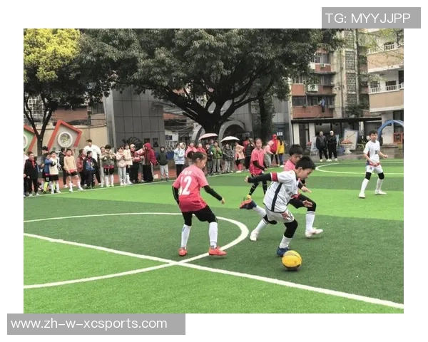 深圳队足球球星风采：从绿茵场到赛后荣耀，见证足球梦想的成长与蜕变